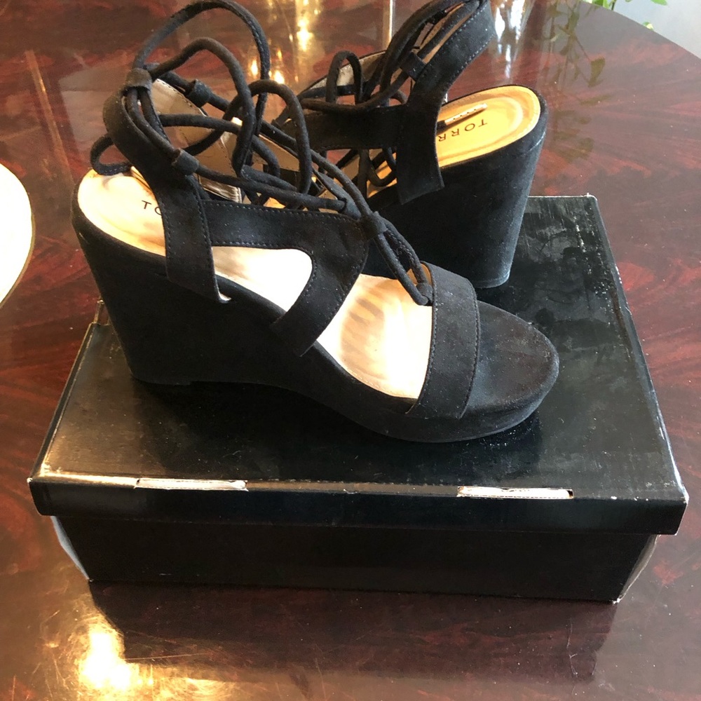 Women’s shoes.